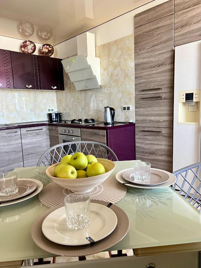 Relax. Просторі Та Затишні Апартаменти Ternopil Exterior foto