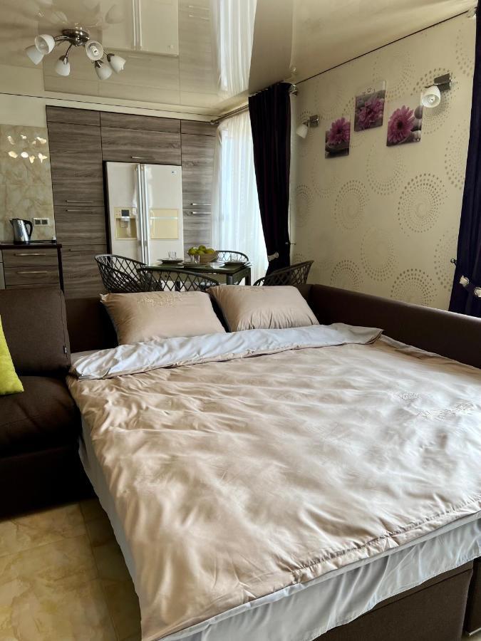 Relax. Просторі Та Затишні Апартаменти Ternopil Exterior foto